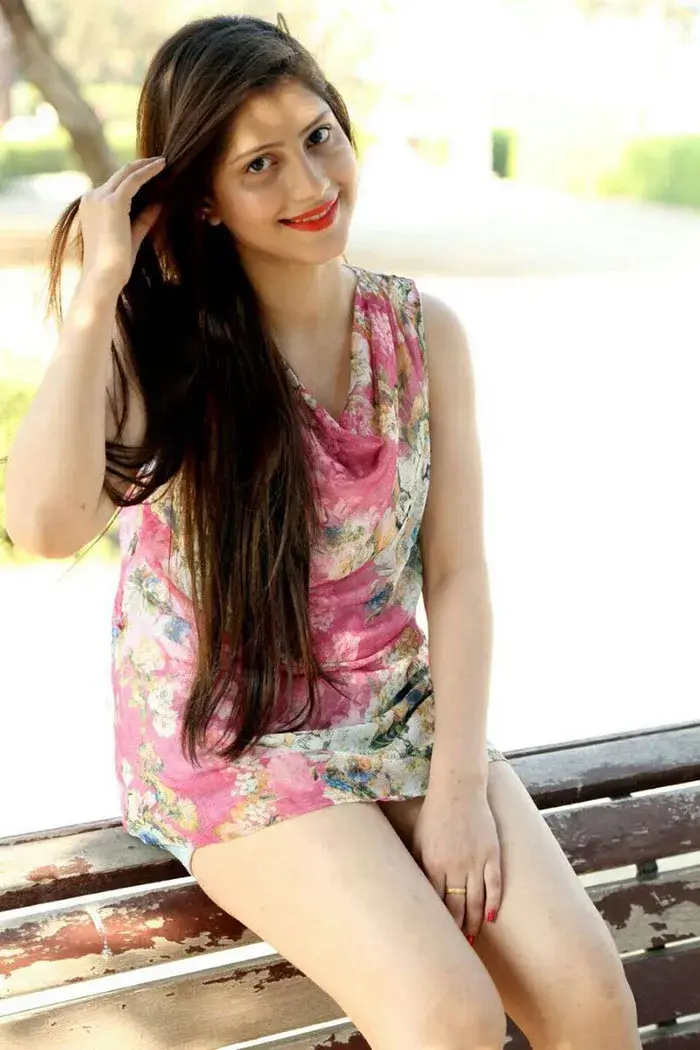 Poonam Escort